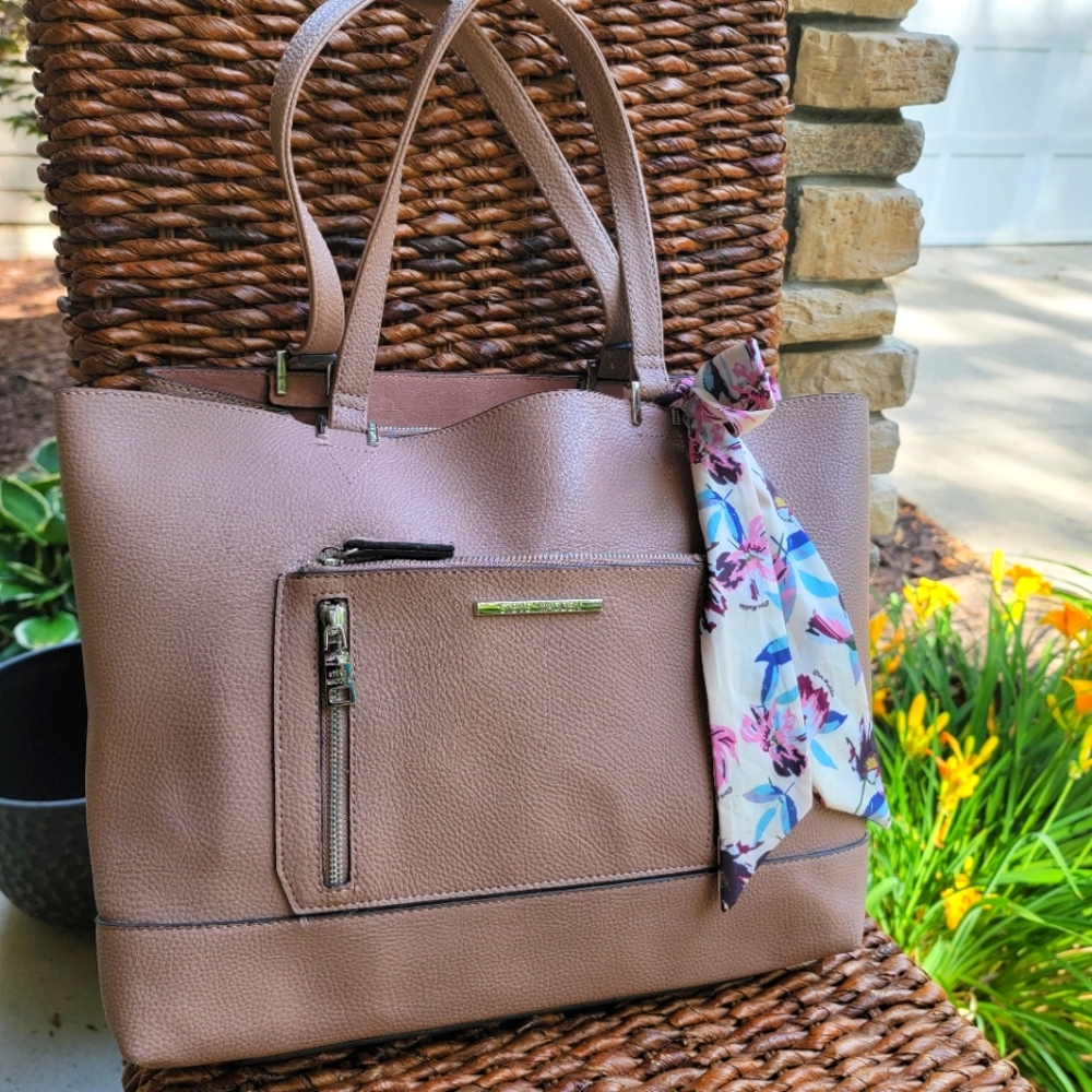 Steve Madden tote bag